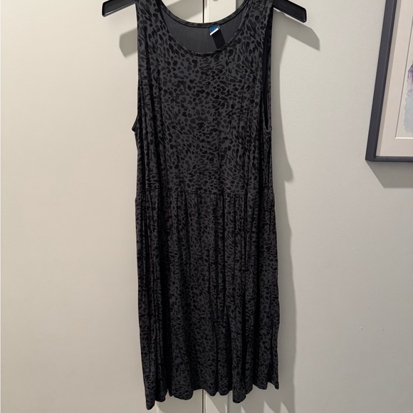 Old Navy Dresses & Skirts - Old Navy Cheetah Print Midi Dress